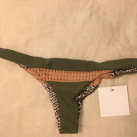 Acacia Swimwear Pavil Bottoms in Palm Small NWT - Picture 4 of 4